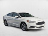 Used 2018 Ford Fusion SE image 3