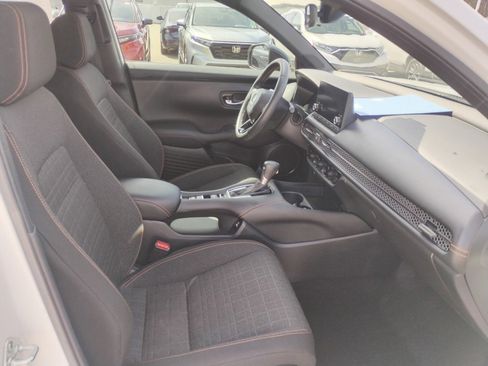 Certified 2023 Honda HR-V Sport image 28