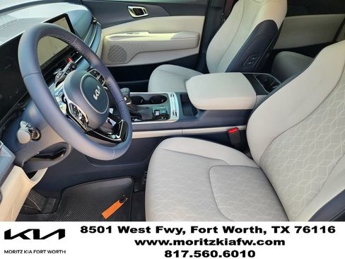 New 2026 Kia Carnival SX FWD image 9