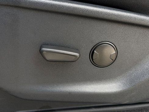 New 2025 Ford F150 XLT w/ Equipment Group 301A Standard image 25