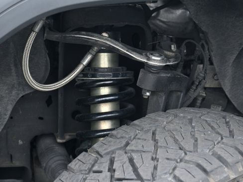 Used 2020 GMC Sierra 1500 AT4 w/ AT4 Premium Package image 11