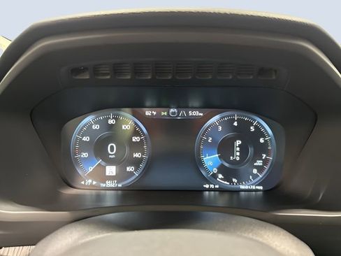 Used 2020 Volvo XC90 T6 Momentum w/ Protection Package image 20