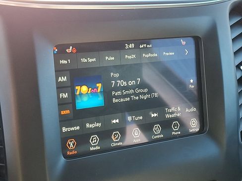 Used 2021 Jeep Cherokee Latitude Lux image 16