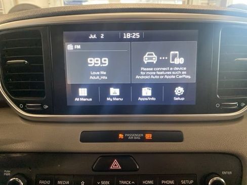 Used 2020 Kia Sportage LX AWD/4WD image 18