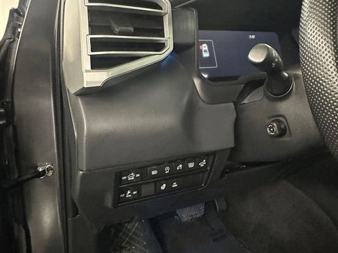 Used 2024 Toyota Tundra Platinum AWD/4WD image 13
