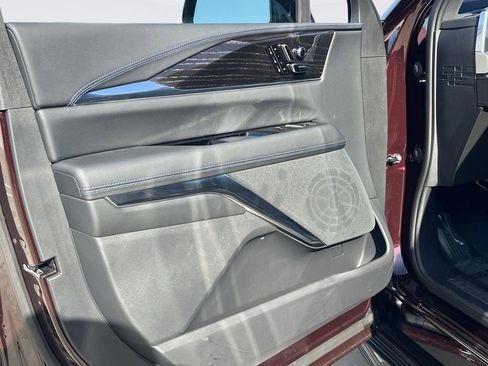 New 2026 Cadillac Escalade IQ Luxury 1 AWD/4WD image 10