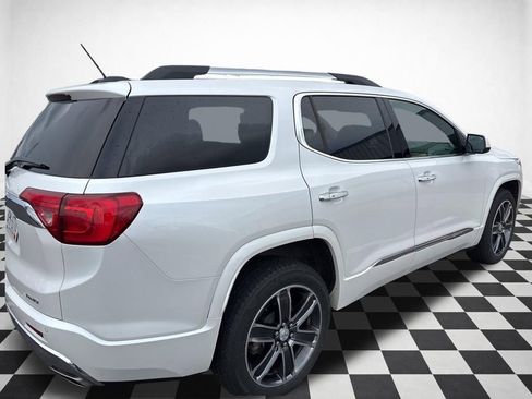 Certified 2019 GMC Acadia Denali w/ Technology Package AWD/4WD image 33
