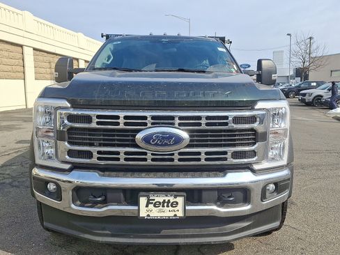 New 2025 Ford F550 4x4 SuperCab Super Duty image 2