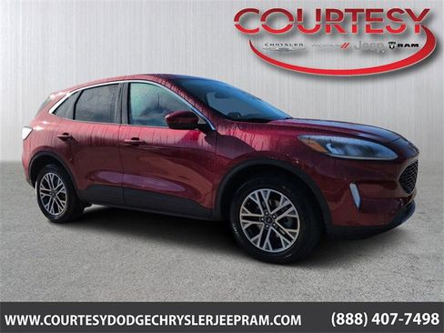 Used 2022 Ford Escape SEL w/ Technology Package image 1