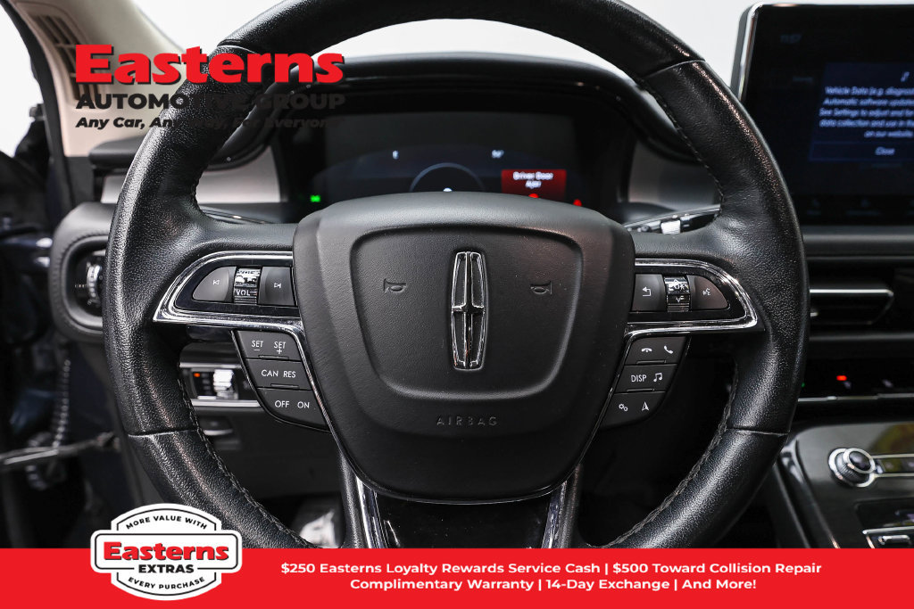 Used 2023 Lincoln Nautilus AWD image 11