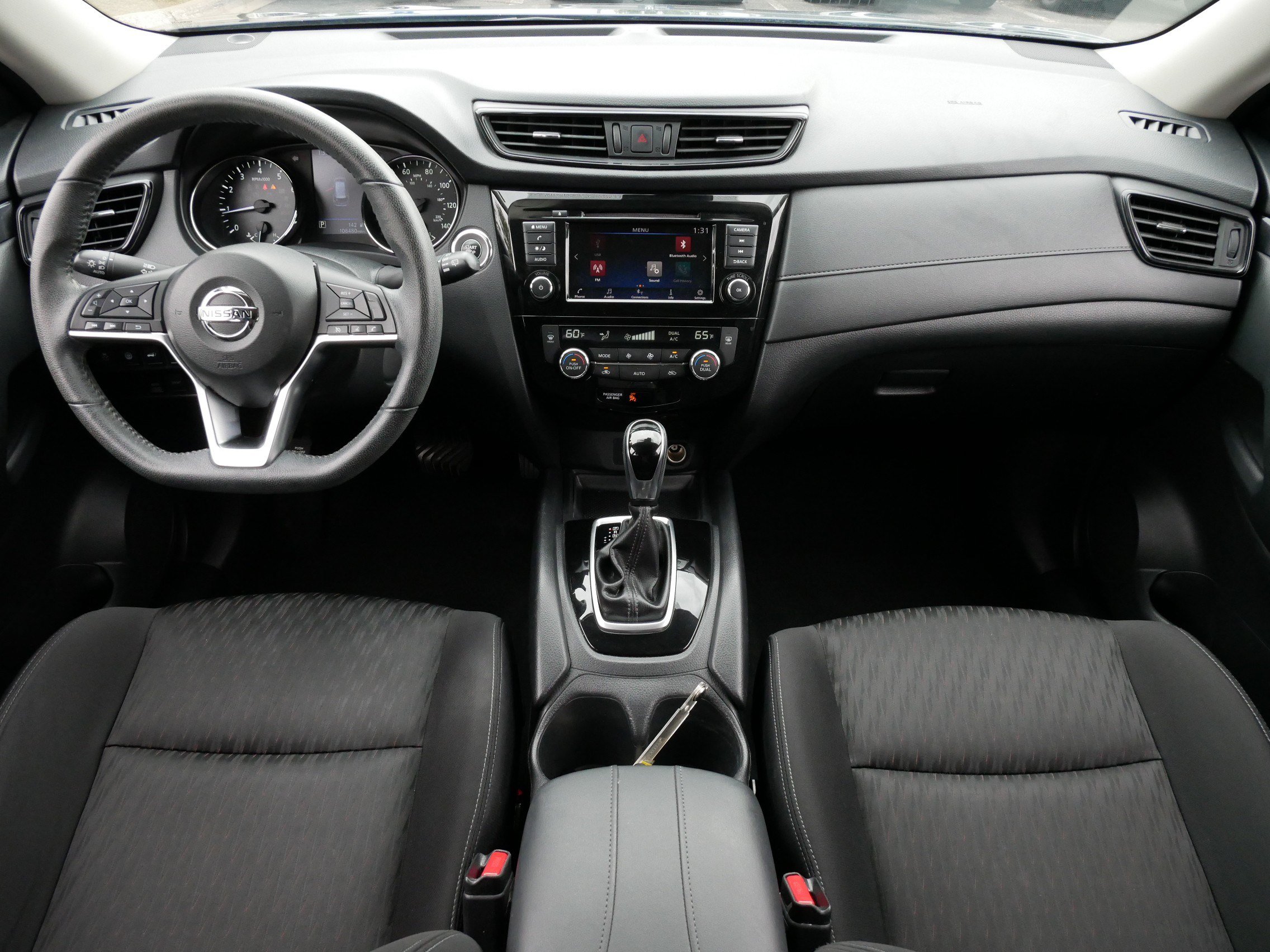 Used 2020 Nissan Rogue SV AWD/4WD image 10