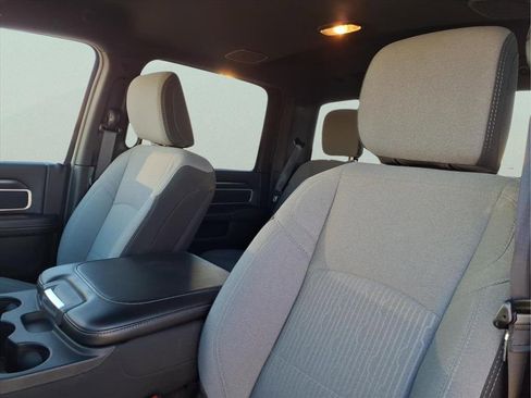 Used 2024 RAM 2500 Big Horn w/ Bed Utility Group image 11