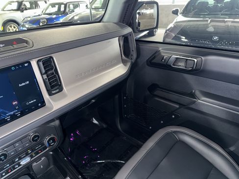 Used 2025 Ford Bronco Outer Banks AWD/4WD image 31