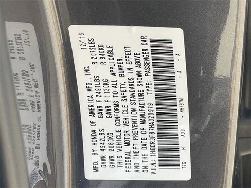 Certified 2017 Honda Accord EX-L image 32