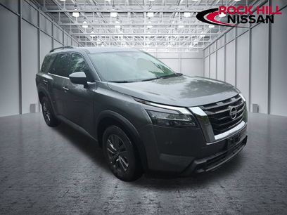 Certified 2025 Nissan Pathfinder SV