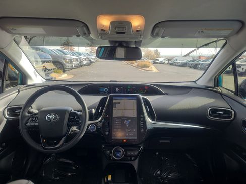 Used 2020 Toyota Prius Prime Limited image 20