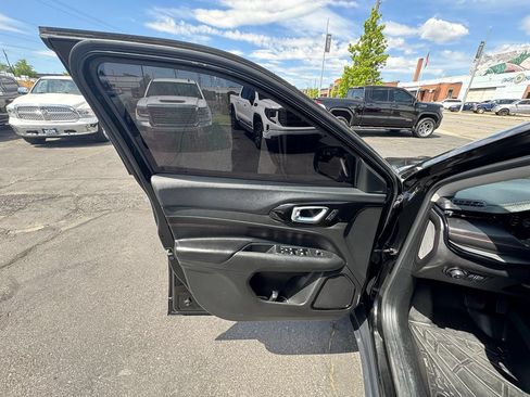 Used 2022 Jeep Compass Trailhawk w/ Trailhawk Elite Group AWD/4WD image 13