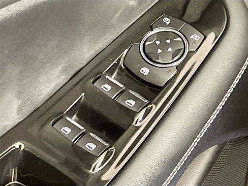 Used 2020 Ford Edge ST w/ Cold Weather Package AWD/4WD image 22