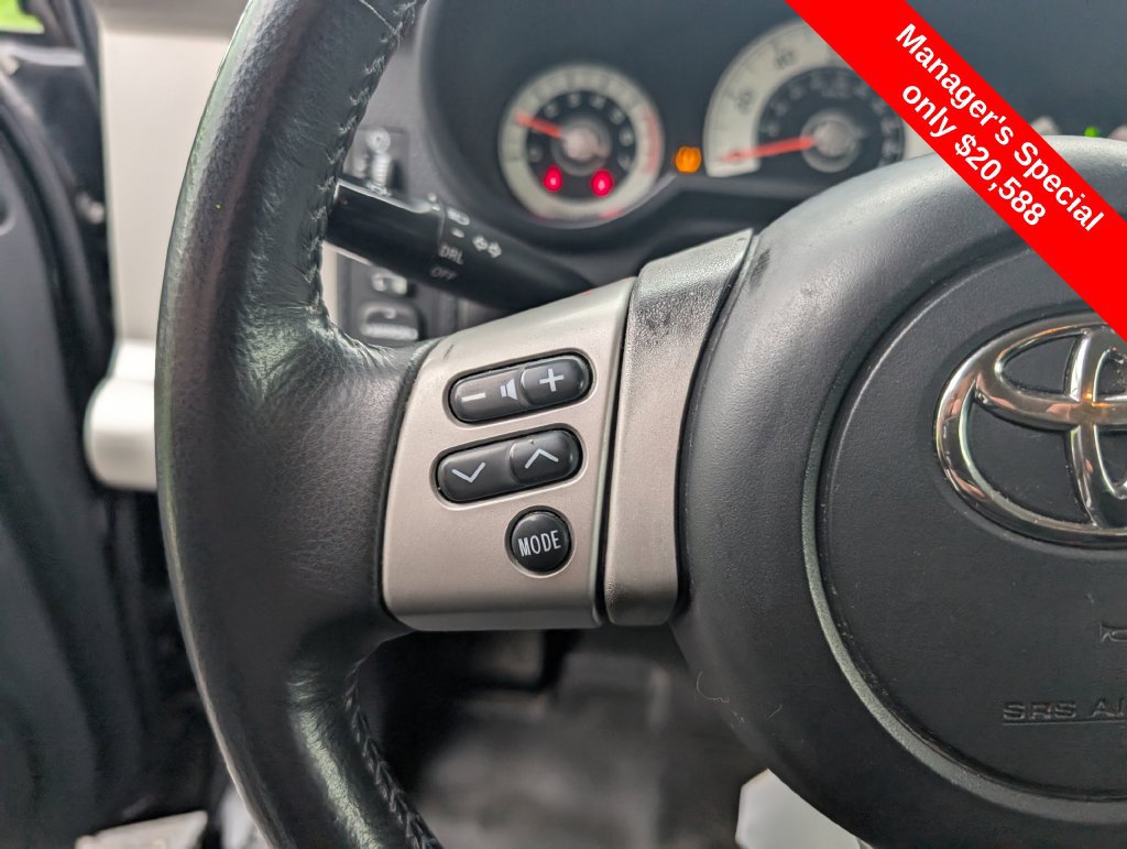Used 2014 Toyota FJ Cruiser 4WD w/ Upgrade Package image 16