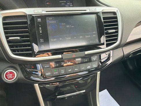 Used 2017 Honda Accord EX-L image 20