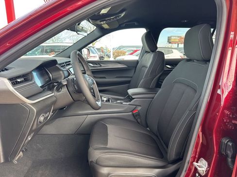 New 2025 Jeep Grand Cherokee L Laredo w/ Luxury Tech Group I AWD/4WD image 12