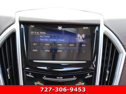 Used 2014 Cadillac SRX Luxury image 3