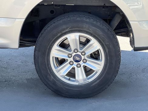 Used 2017 Ford F150 XLT w/ Equipment Group 301A Mid AWD/4WD image 14