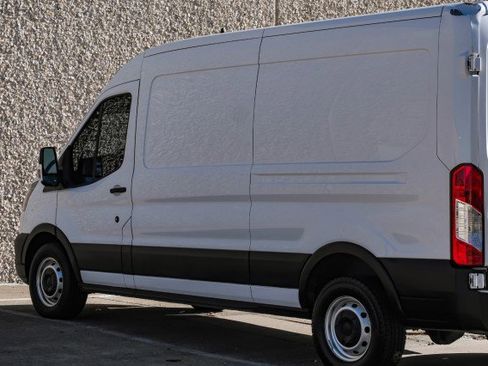 Used 2022 Ford Transit 250 Medium Roof image 13