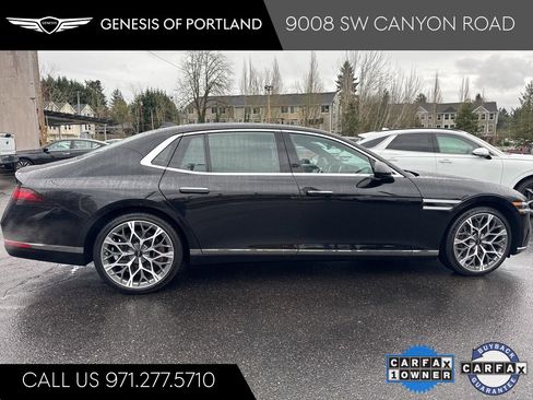 Used 2025 Genesis G90 3.5T image 8