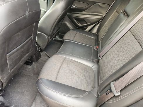Used 2015 Buick Encore FWD image 9