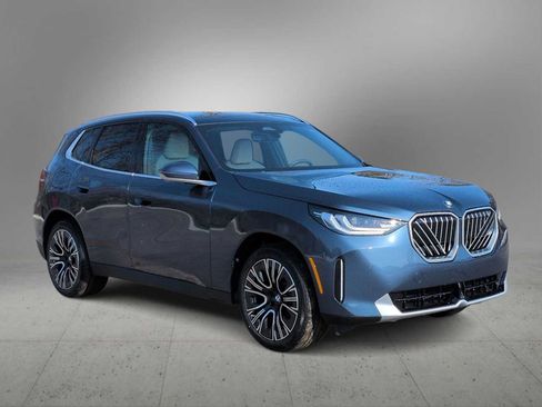 New 2026 BMW X3 xDrive30i w/ Convenience Package AWD/4WD image 2