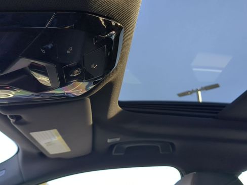 Certified 2025 BMW i5 eDrive40i w/ Premium Package image 25