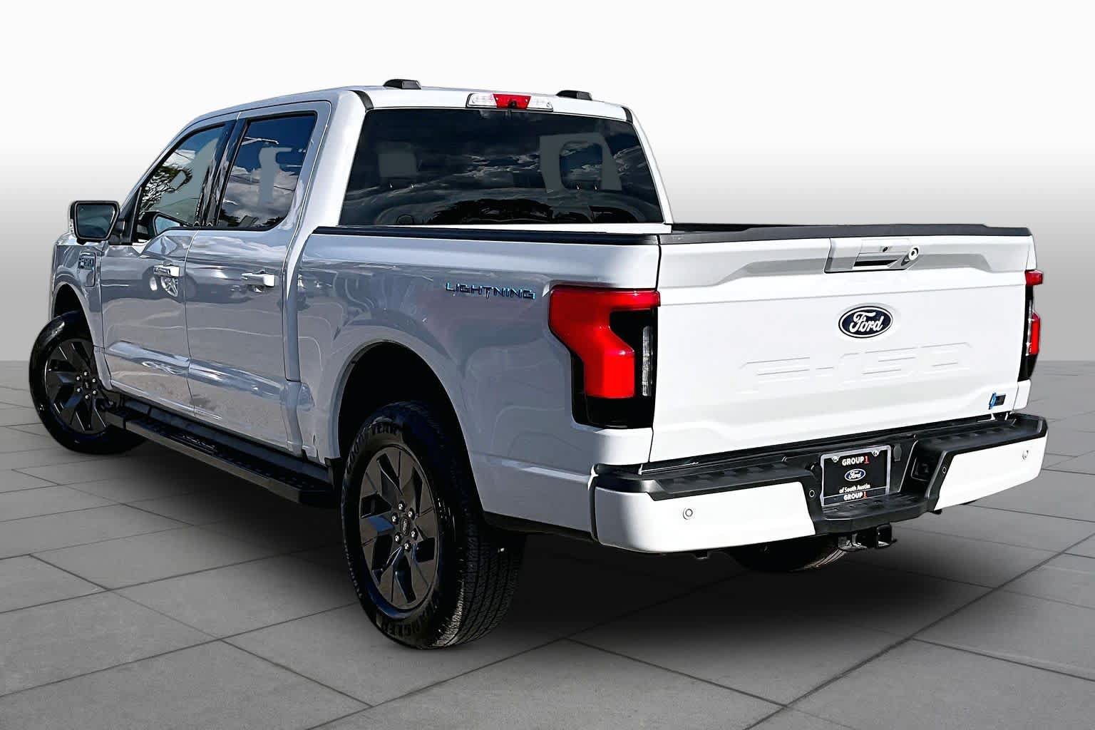 Used 2024 Ford F150 Lightning Flash AWD/4WD image 11