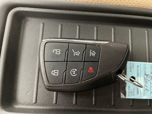 Used 2024 Chevrolet Tahoe Premier w/ Premium Package 2 image 25