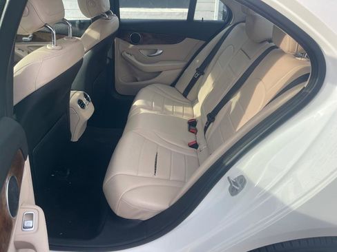 Used 2015 Mercedes-Benz C 300 4MATIC Sedan image 14
