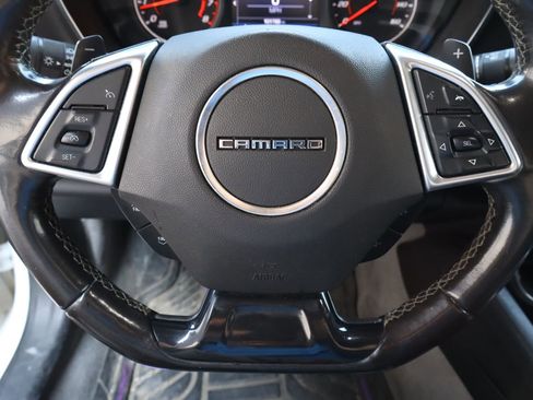 Used 2020 Chevrolet Camaro LT RWD image 11