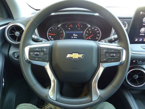 Used 2026 Chevrolet Blazer LT w/ Convenience Package AWD/4WD image 39
