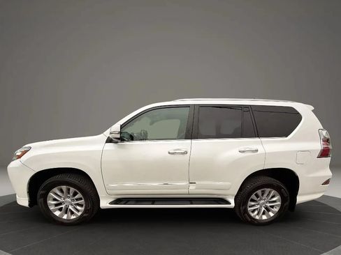 Used 2017 Lexus GX 460 Premium w/ Premium Package AWD/4WD image 8