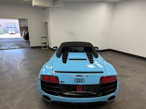 Used 2011 Audi R8 V10 image 12