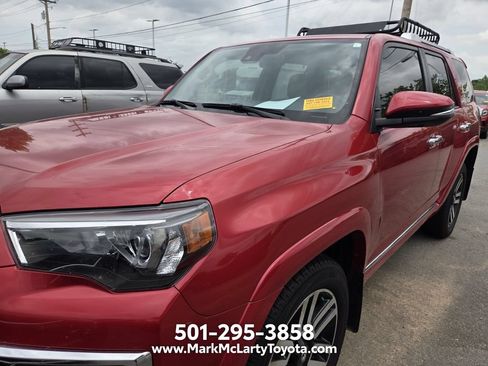 Used 2024 Toyota 4Runner Limited AWD/4WD image 4