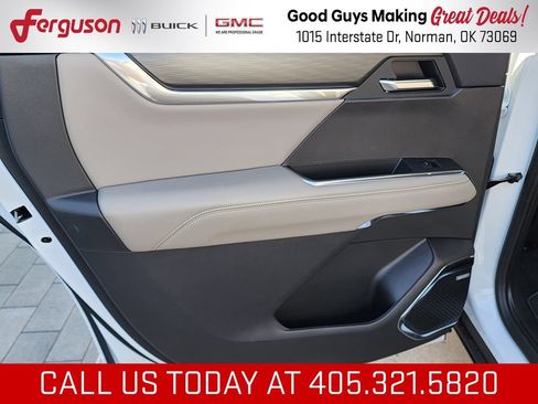 New 2027 GMC Acadia Elevation FWD image 42