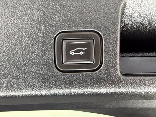 Used 2024 Chevrolet Equinox EV RS AWD/4WD image 5
