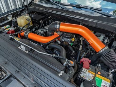 Used 2017 Nissan Titan S RWD image 11