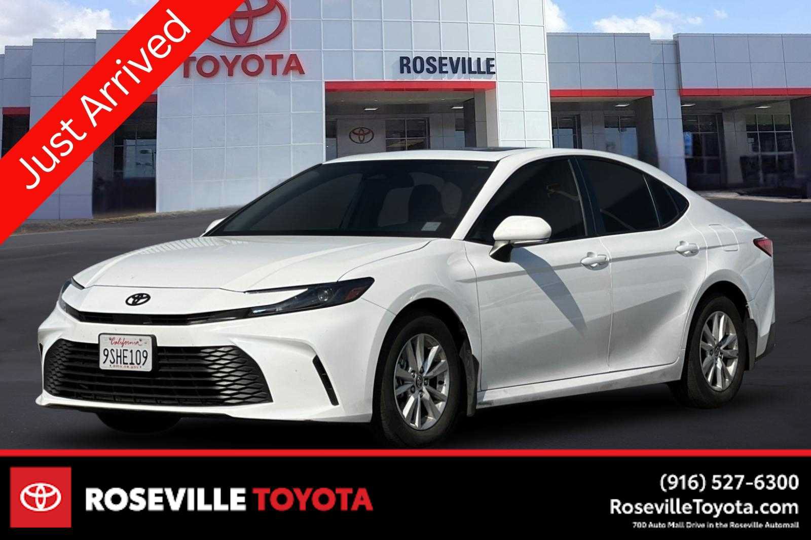 Certified 2025 Toyota Camry LE w/ Convenience Package FWD image 1