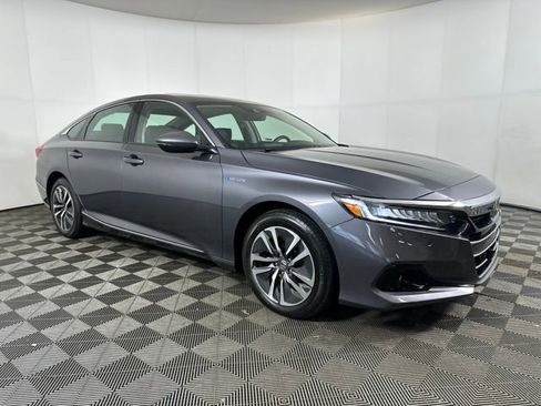 Used 2022 Honda Accord EX-L image 2