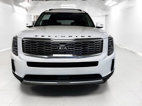 Used 2021 Kia Telluride S AWD/4WD image 2
