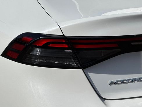Used 2024 Honda Accord LX image 27