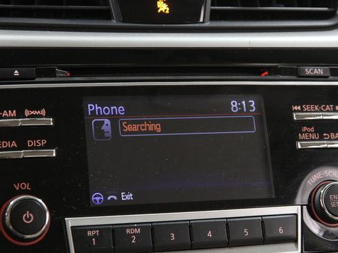 Used 2018 Nissan Altima 2.5 SV image 11