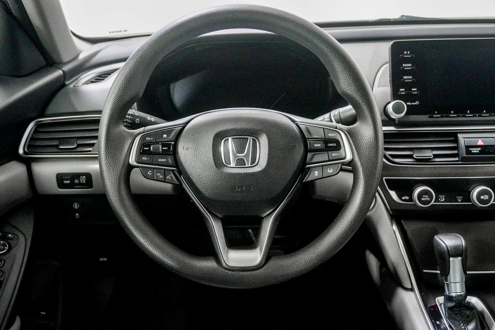 Used 2018 Honda Accord LX image 21