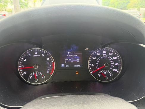Used 2019 Kia Optima LX FWD image 10